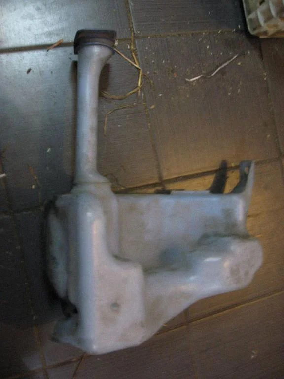 Windshield washer fluid reservoir/tank 701955453