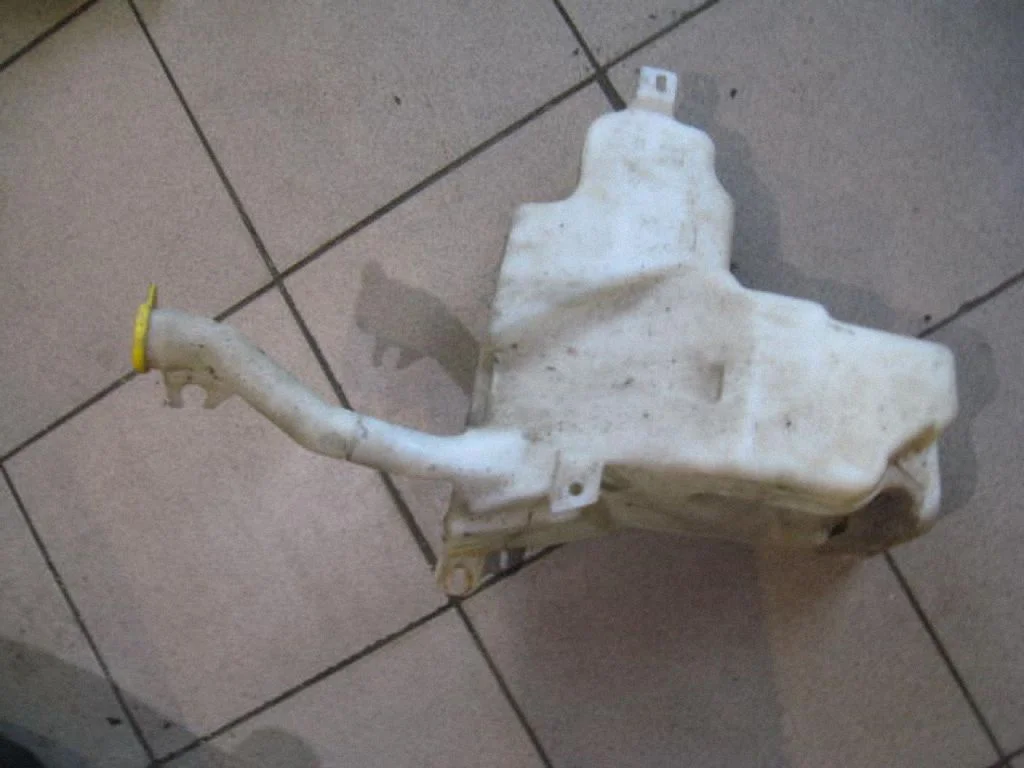Klaasipesuvedeliku paak GM90504126YF