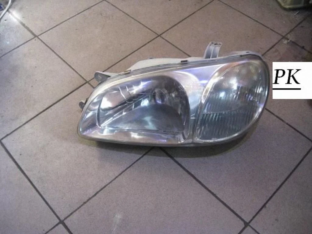 Priekšējais lukturis OK53A51020