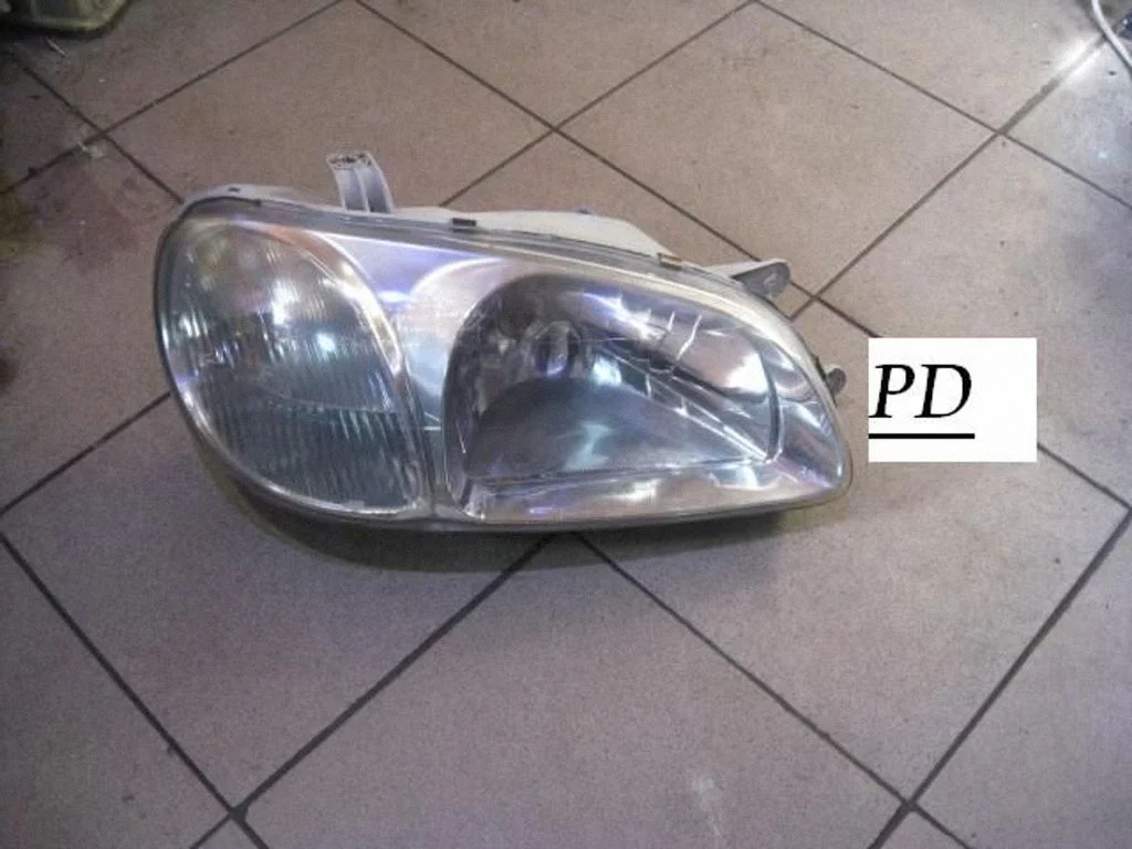 Priekšējais lukturis OK55251020