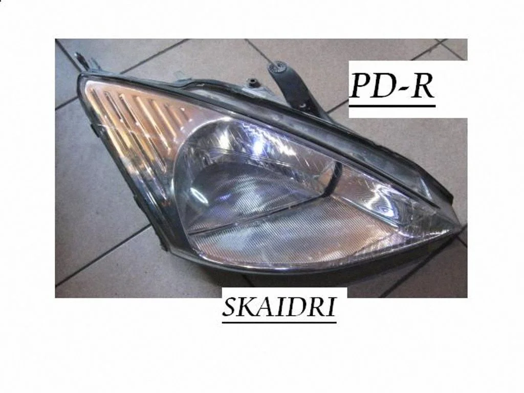 Headlight/headlamp – right