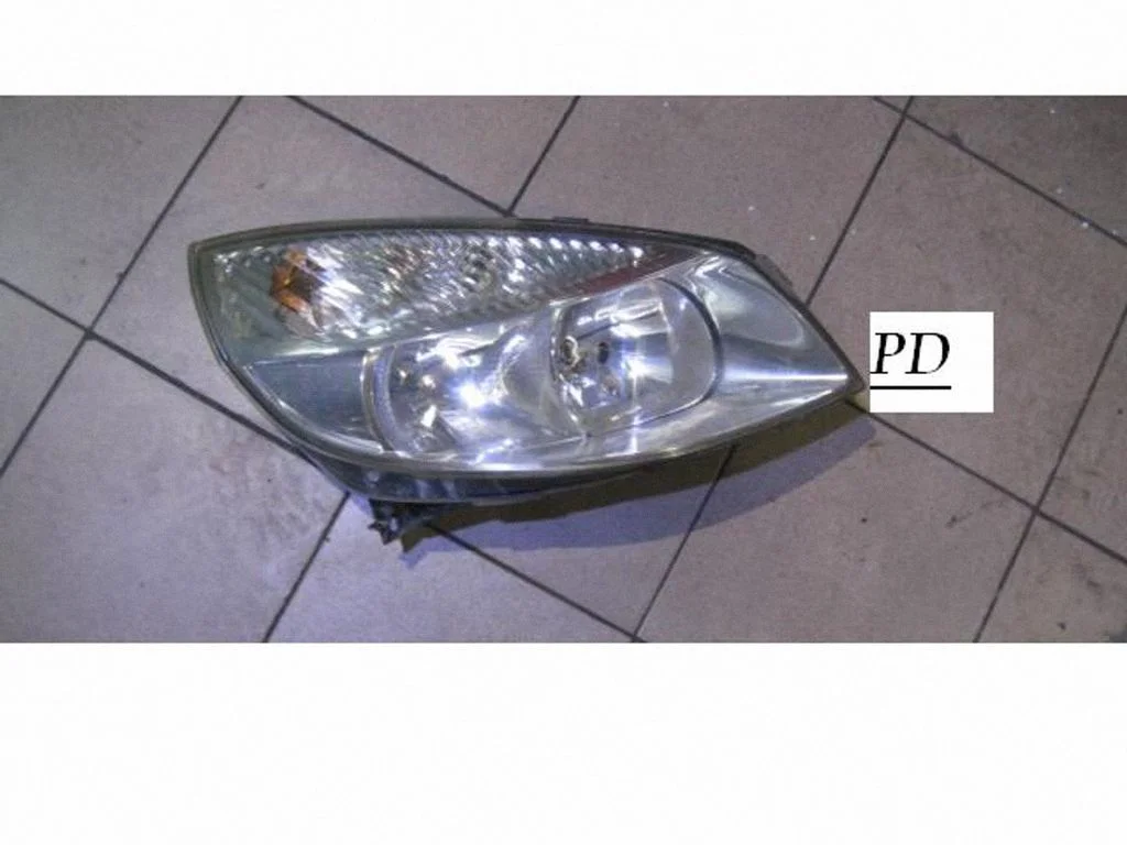 Headlight/headlamp 15810300