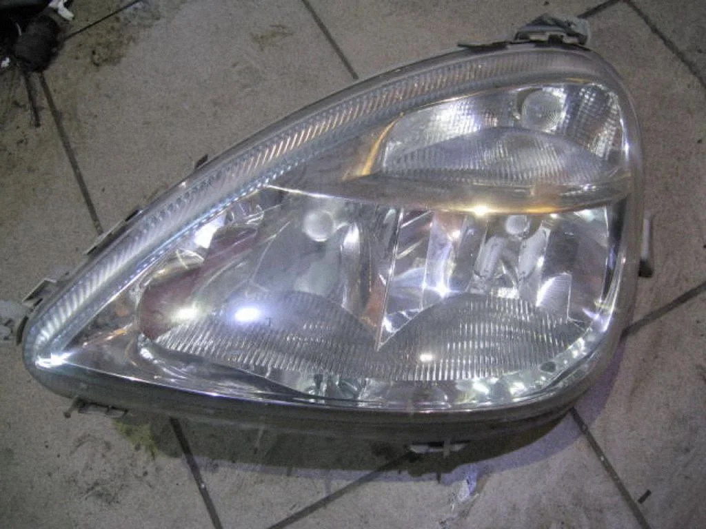 Headlight/headlamp NURODYKITEKURIPUSE