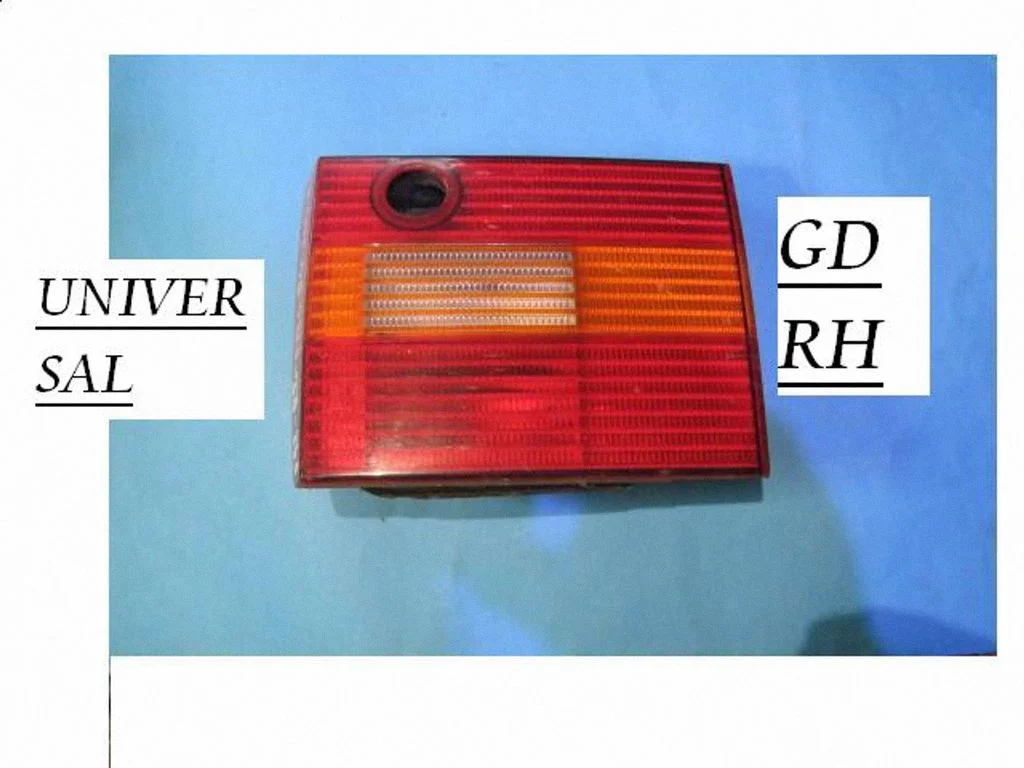 Tailgate rear/tail lights 3A9945108