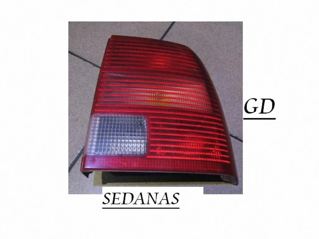 Rear/tail lights – right