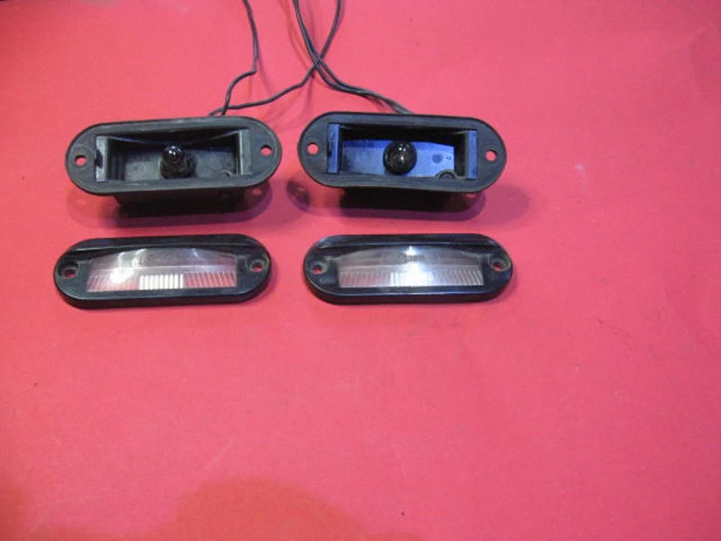 Oświetlenie tablicy rejestracyjnej – Volkswagen Sharan (1996-2000)