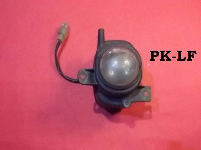 Priešrūkinis žibintas priekyje