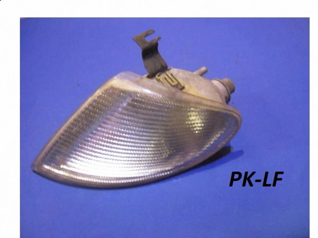 Priekšējais pagrieziena lukturis 7M0953041