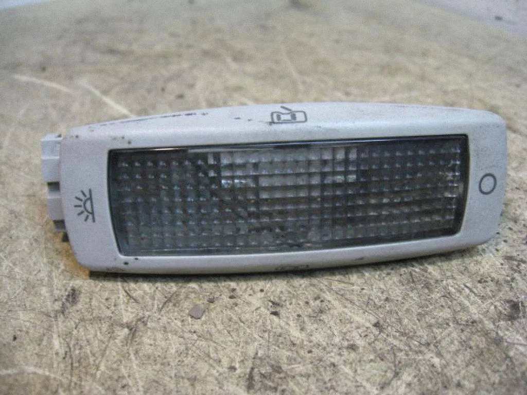 Rear seat light 3B0947291