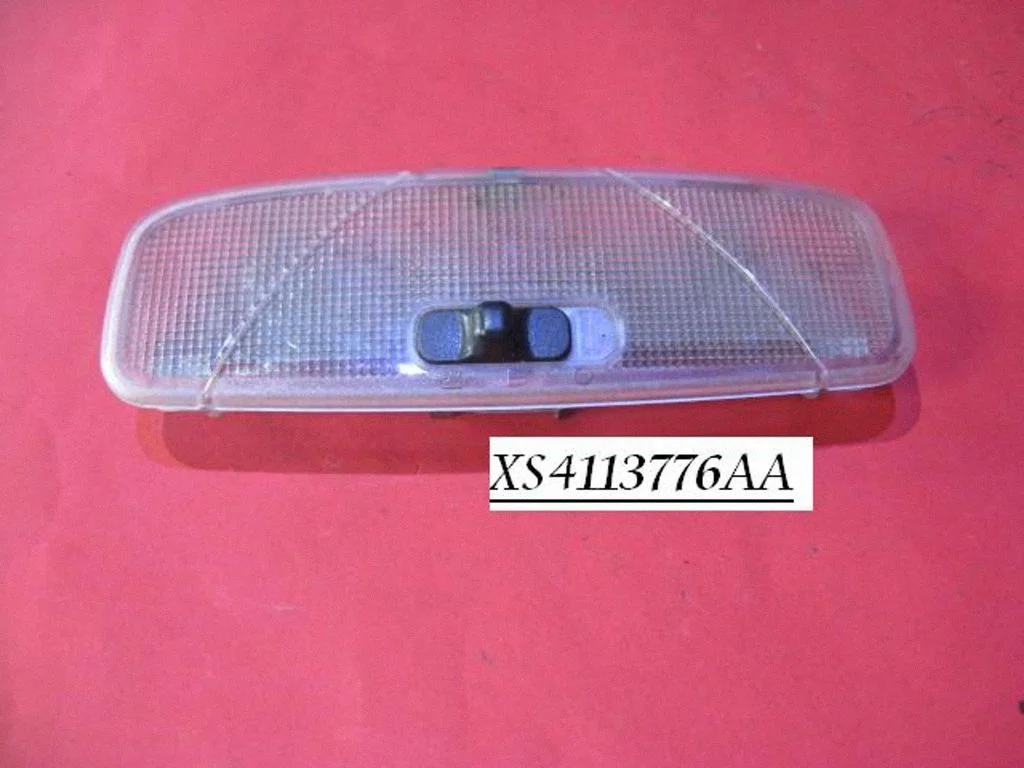 Front seat light XS4113776AA