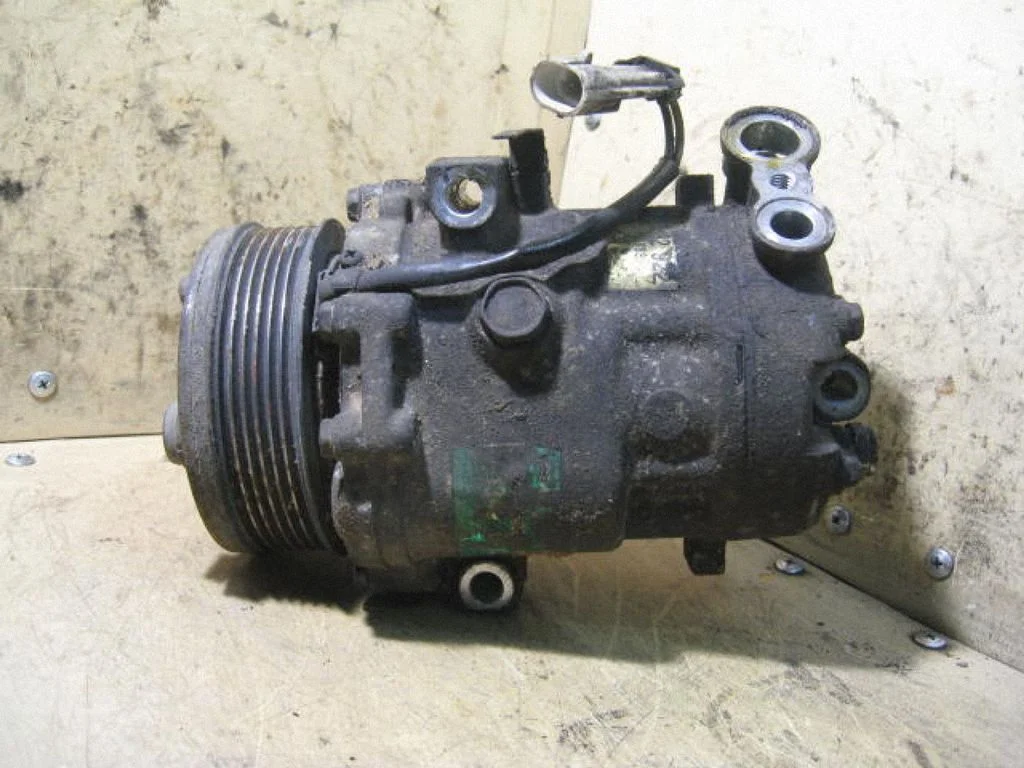Air conditioning (A/C) compressor (pump) 09132922