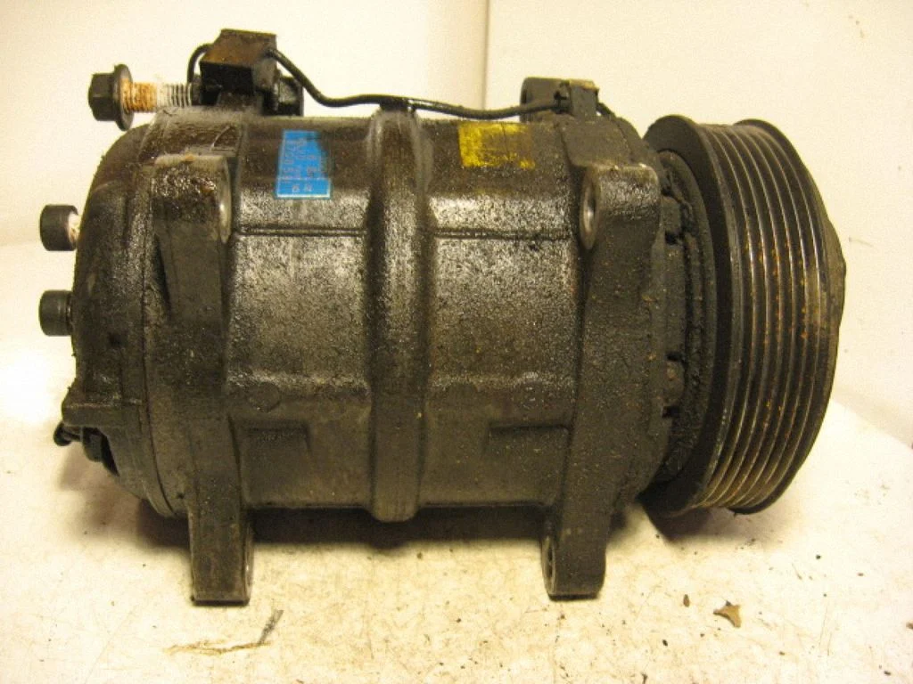 Air conditioning (A/C) compressor (pump) 8708581