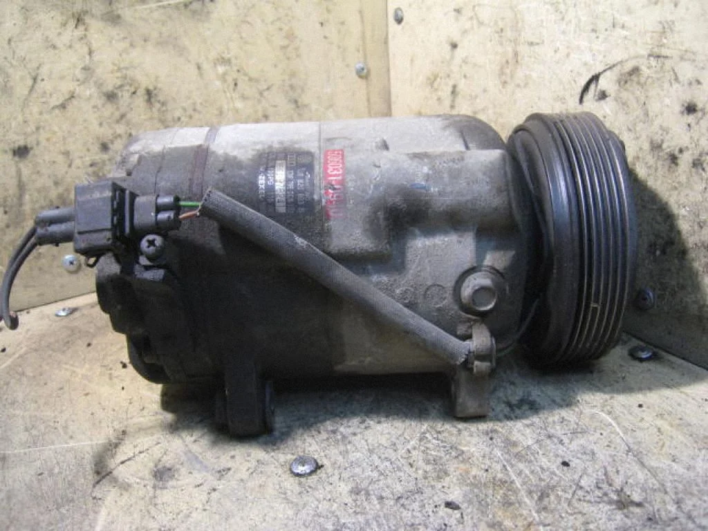 Air conditioning (A/C) compressor (pump) 1J0820803B
