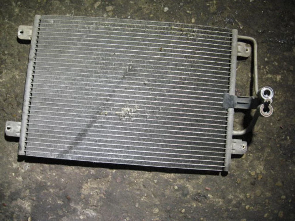 Kliimaseadme jahutusradiaator (kondensaator) – Renault Scenic I (1996-2003)