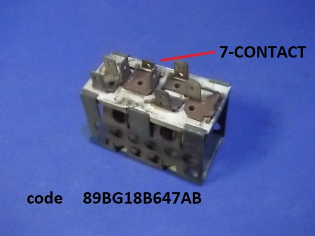 Krāsniņas ventilatora rezistors (reostats) 89BG18B647AB