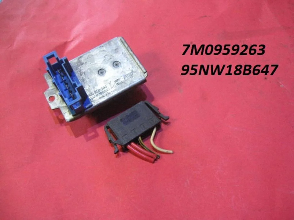Salongipuhuri takisti 7M0959263