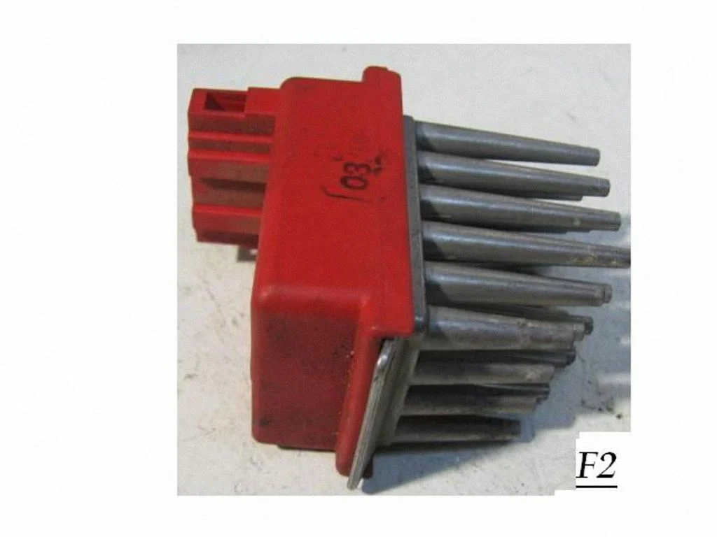 Krāsniņas ventilatora rezistors (reostats) 1J0907521