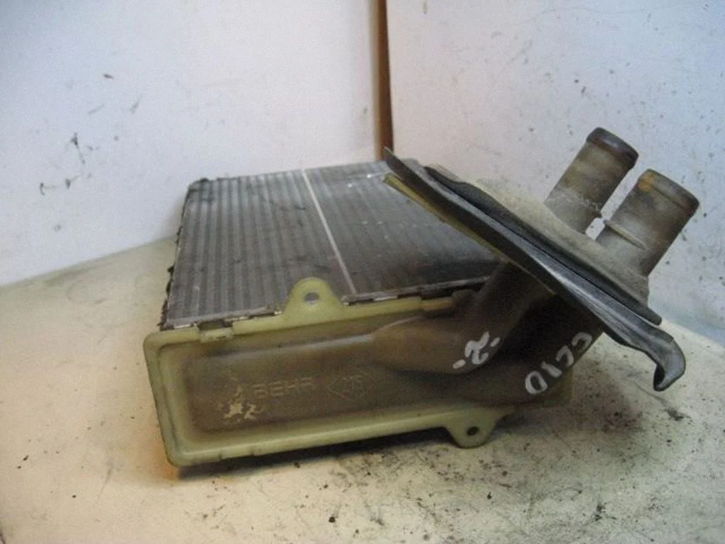 Salongi küttekeha radiaator – keskmine