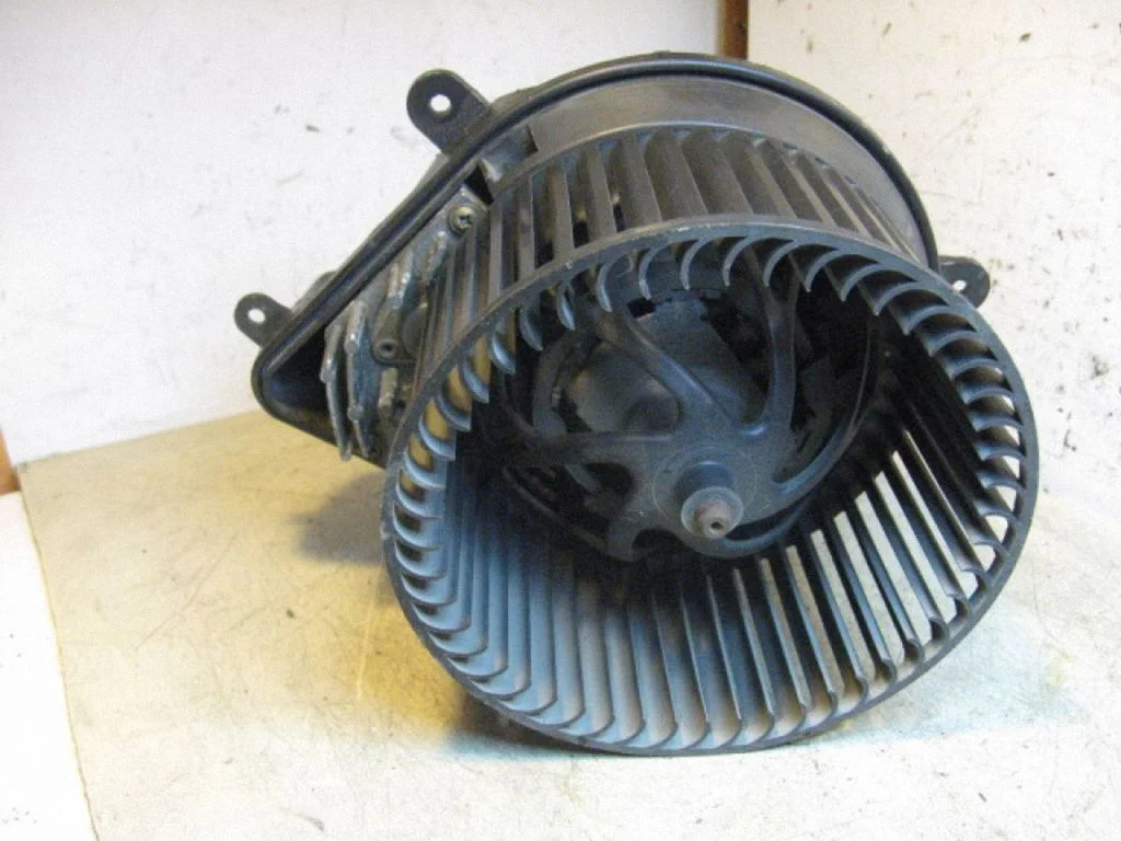 Heater fan/blower VALEON39656843W