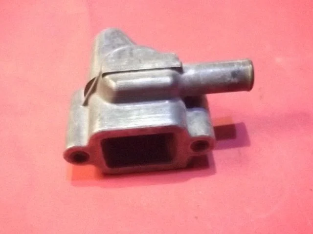 Thermostat/thermostat housing 500709R1