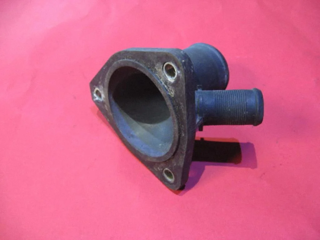 Termostat / obudowa termostatu 9609493180