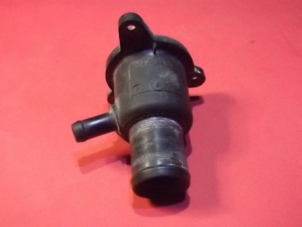 Thermostat/thermostat housing 8200155515