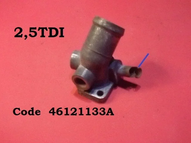 Engine coolant pipe/hose 46121133A