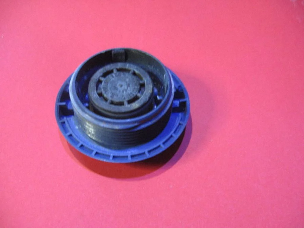 Coolant expansion tank/reservoir cap 1H0121321C
