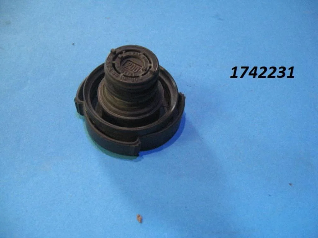 Coolant expansion tank/reservoir cap – BMW 7 Series E65 E66 (2001-2008)