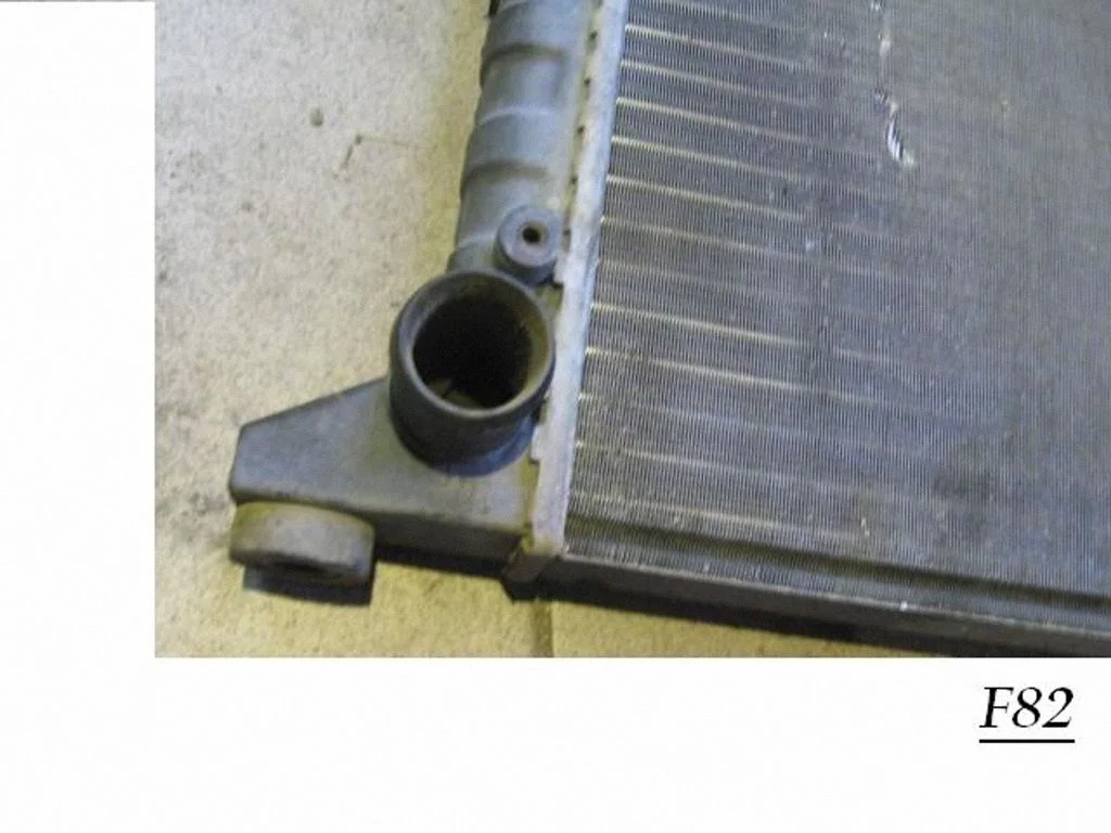 Coolant radiator 7M3121253A
