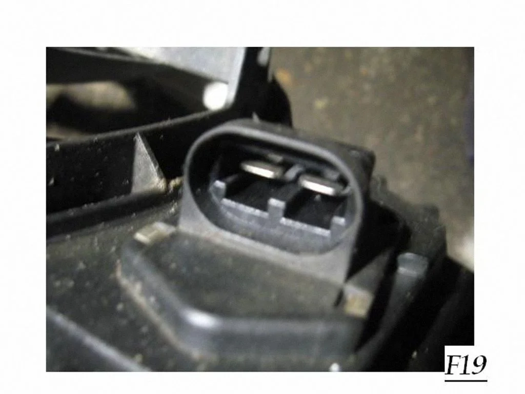 Electric radiator cooling fan 7700426681