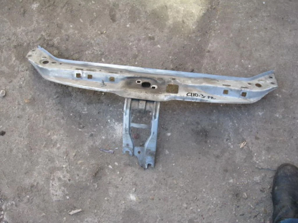 Radiatoru panelis – Renault Clio II (1998-2001)