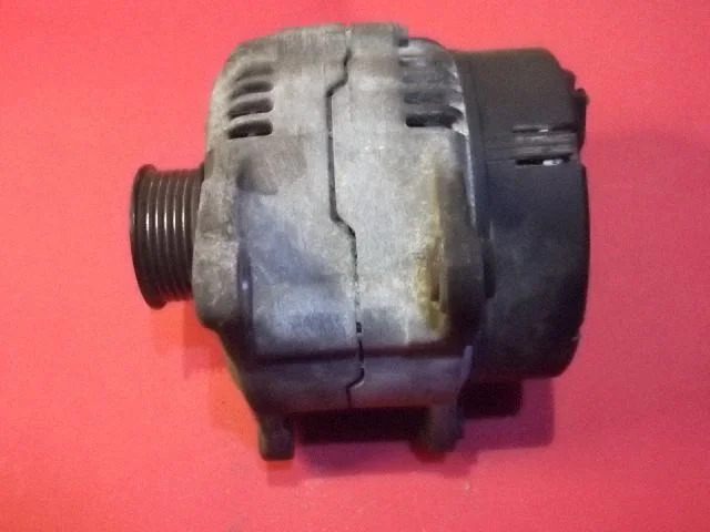 Generator/alternator – Volkswagen Sharan (1996-2000)
