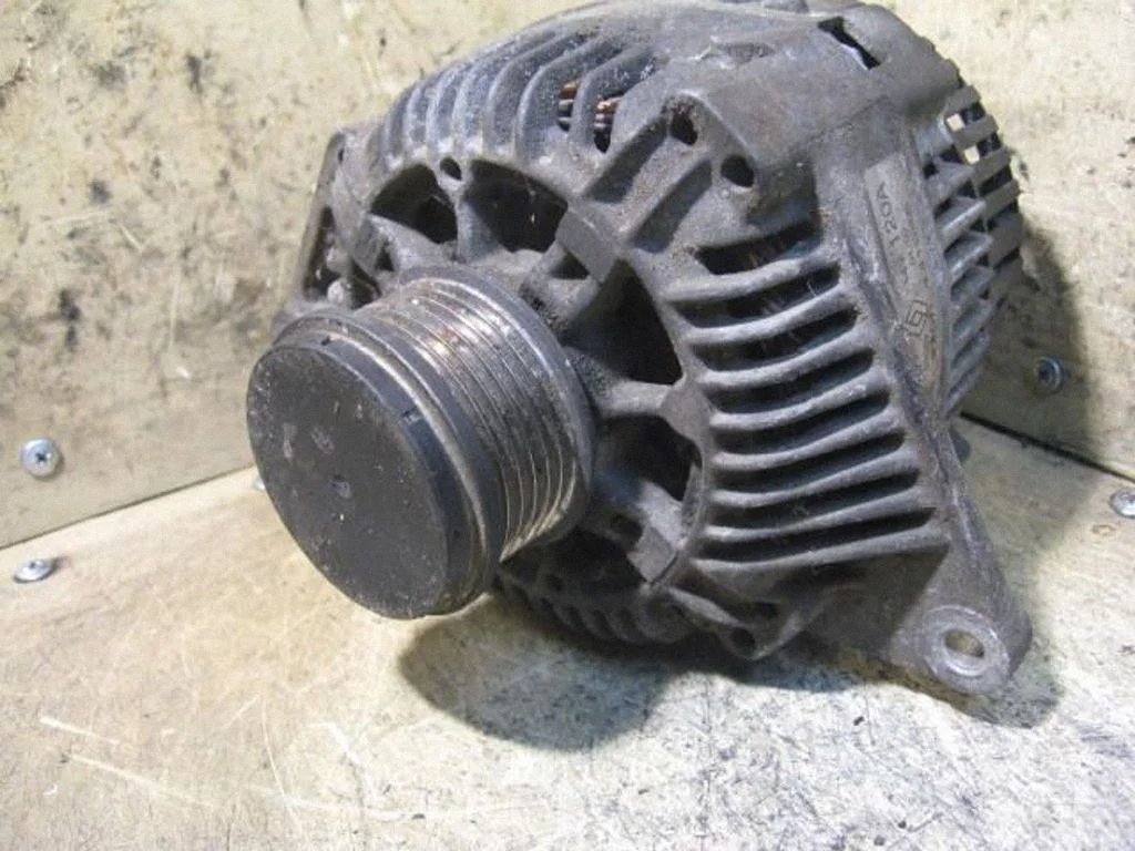 Generaator VALEO7700431946