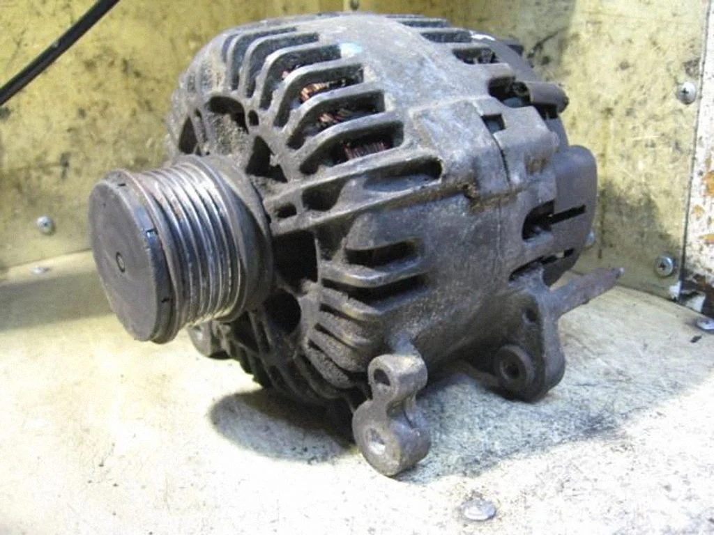 Generator/alternator VALEO06F903023C