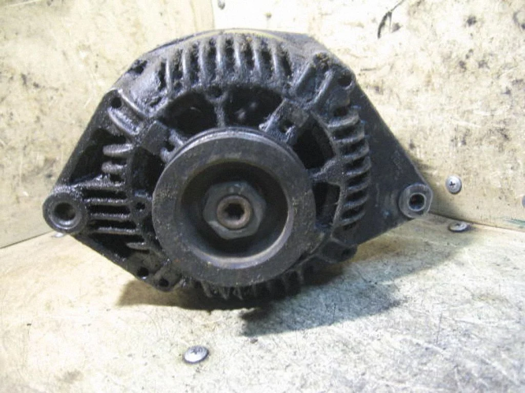 Alternator VALEO7700424583