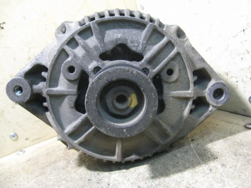 Generaator 100ABOSCH0123505002