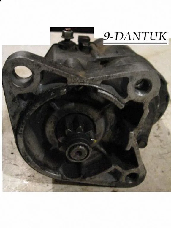 Starter motor – right