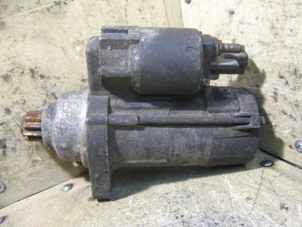 Starter motor 02M911023N