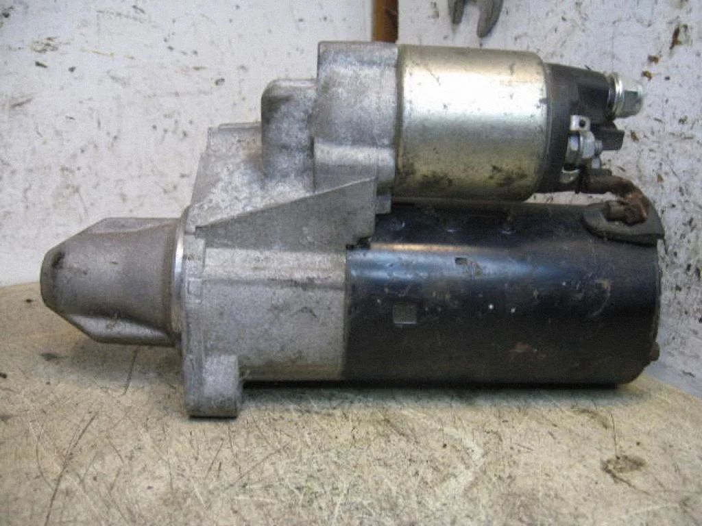 Starteris BOSCH1005821904