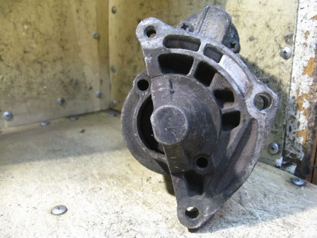 Starter M002T13081