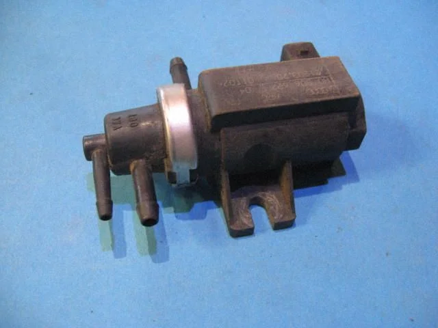 Zawór elektromagnetyczny turbo 1H0906627