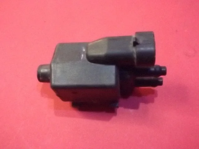 Zawór elektromagnetyczny turbo 86708101262