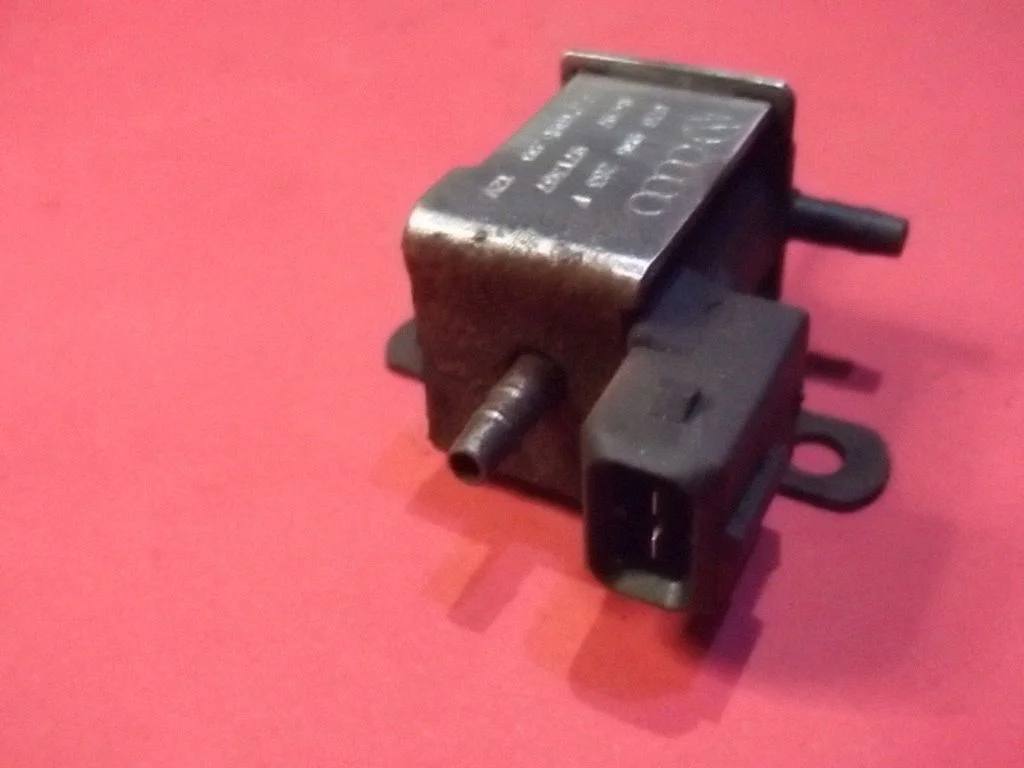 Turbo solenoid valve 028906283F