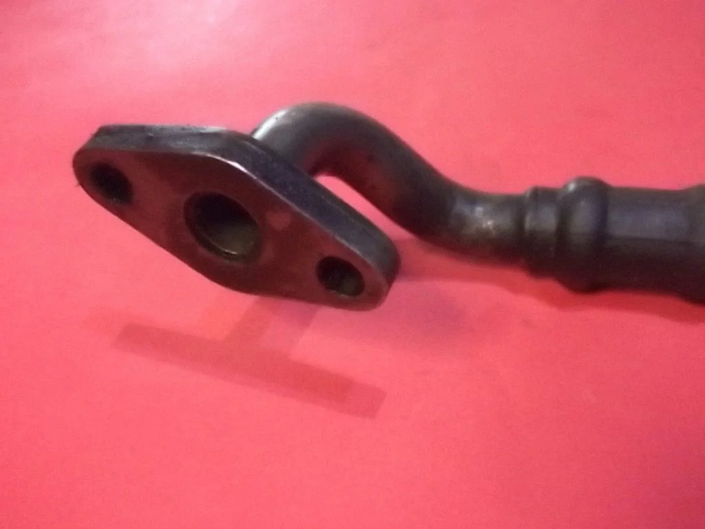 Turbīnas eļļošanas caurulīte(-s)/šļūtene(-s) 028145736T