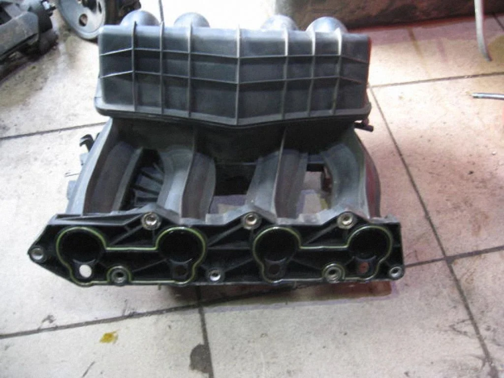 Intake manifold A1111402101