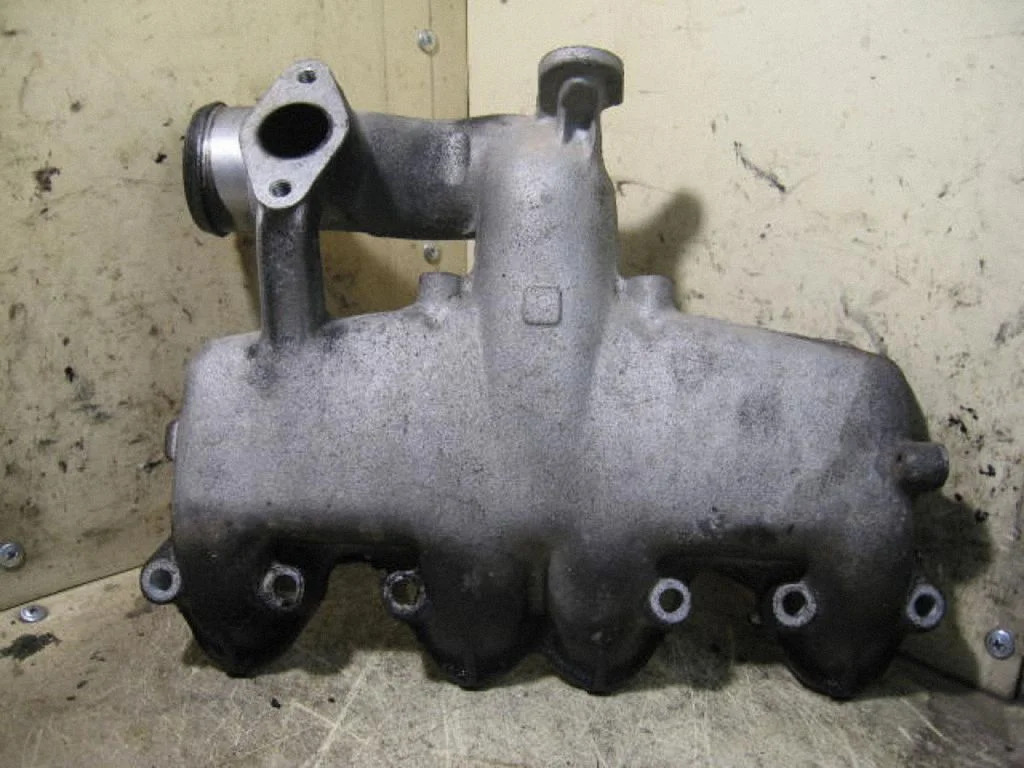 Intake manifold 028129713K