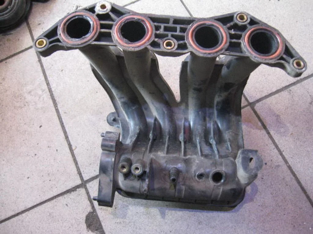 Intake manifold 9631980380