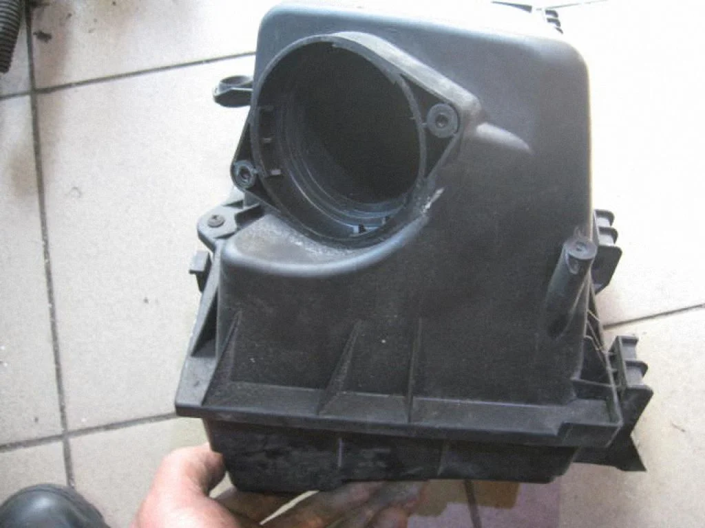 Air filter box 1J0129607L
