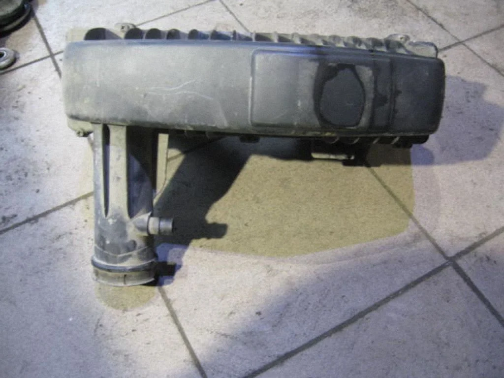 Air filter box 968006218000